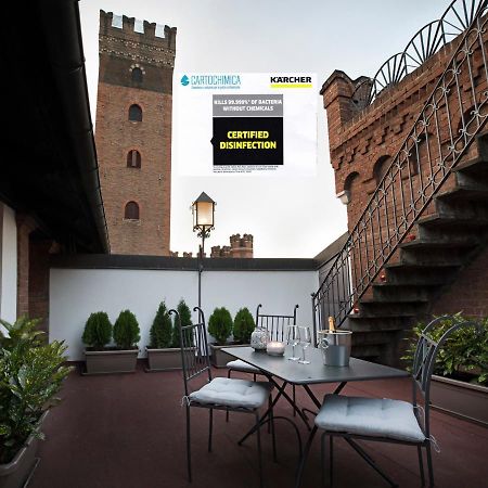 Castello Medici Del Vascello Apartment Asti Exterior photo
